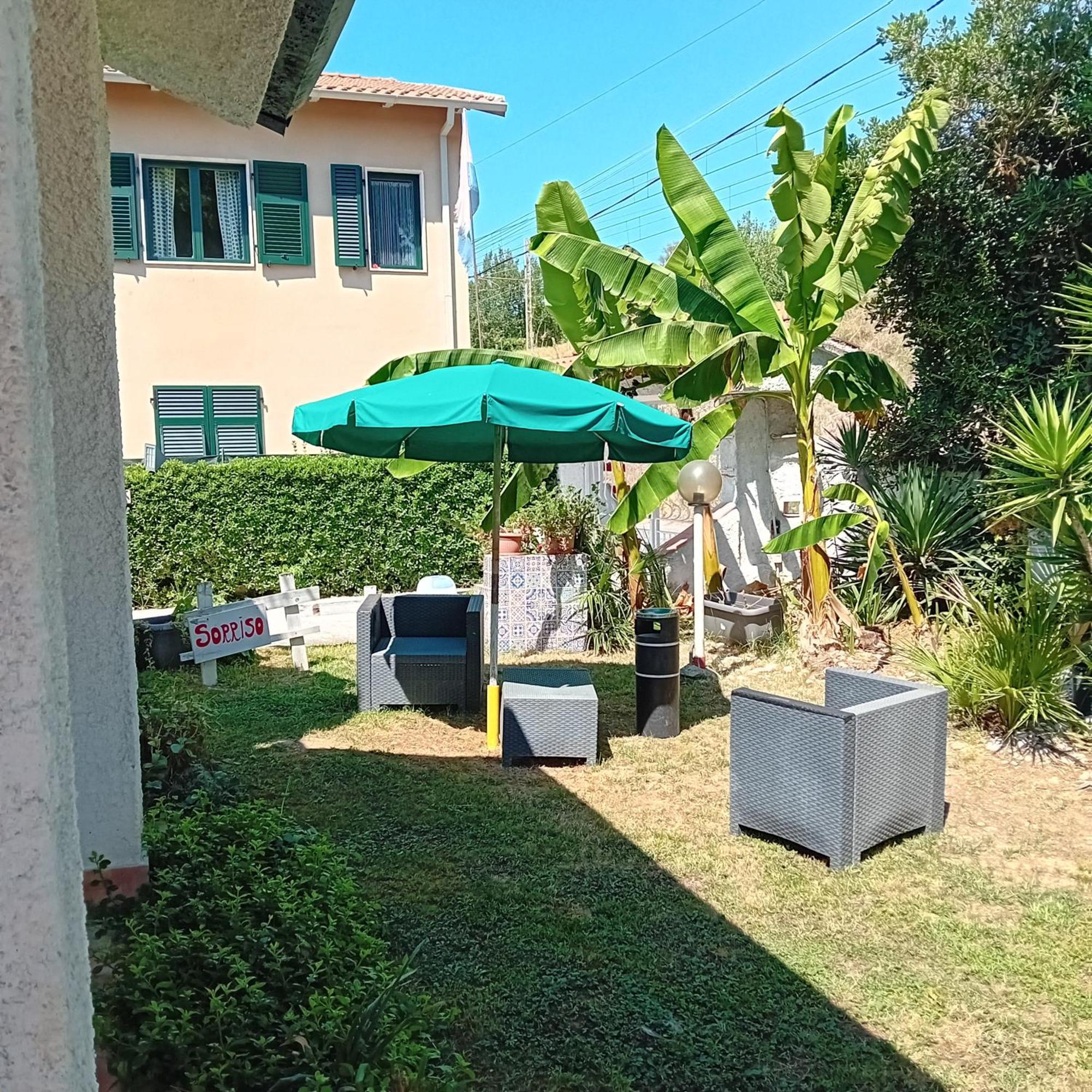 Sogno Vacanze Apartment มาสซา ภายนอก รูปภาพ